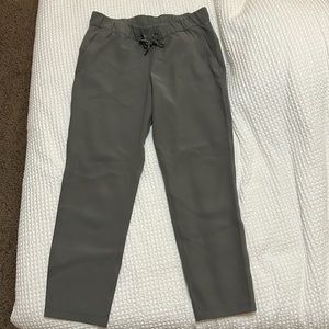 Lululemon On The Fly Pant 7/8 length